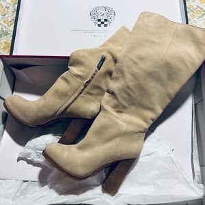 VINCE CAMUTO Extra Wide Calf Boots Size 9 Color Biscotti